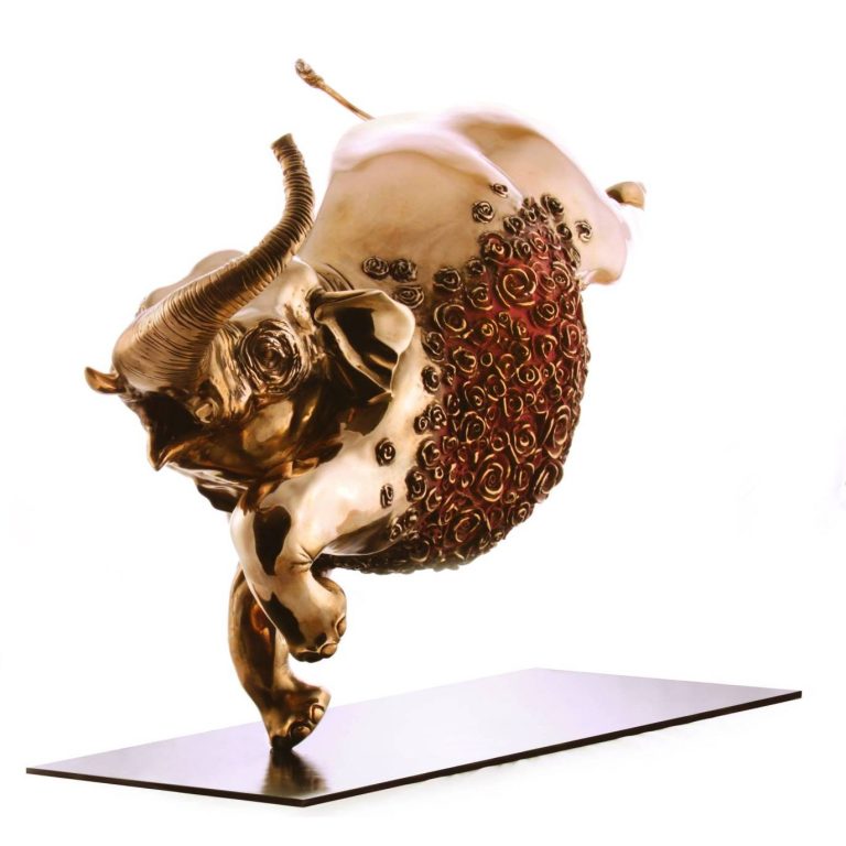 Thierry BENENATI, Elephant roses, bronze, 52 x 77 x 40 cm