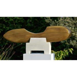 Des Terres Russes À L'Atlantique, CIRINO Balance Bois De Guanacaste (Costa Rica), Pierre Calcaire 54 X 114 X 16 Cm