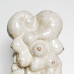 Lidia KOSTANEK, Venus, Céramique, 40 x 30 x 25 cm