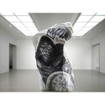 ASPENCROW, Atlas, Fibre de verre Eépoxy: poudre de marbre, poils naturels, silicone, 208 X 110 X 140 Cm