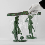 Aspencrow, Toy Soldier Boy, Résine,  27 X 13 X 9 Cm