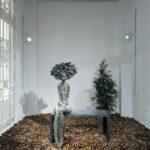 Valérie Hadida, I miss you, sculpture en bronze, 145 x 101 x 62 cm