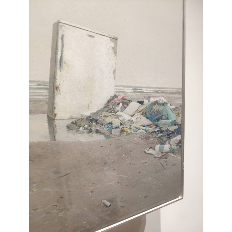 Zabaleta Joseba Sanchez – Nevera en la playa – Huile sur toile  – 57,9 X 69 cm