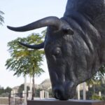 CODERCH & MALAVIA, En la dehesa, (monumental Size), Bronze ou résine polyestere, 8 + 4 AP, 317 x 151 x 164 cm, Base 136 x 84 x 84 cm