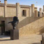 CODERCH & MALAVIA, En la dehesa, (monumental Size), Bronze ou résine polyestere, 8 + 4 AP, 317 x 151 x 164 cm, Base 136 x 84 x 84 cm