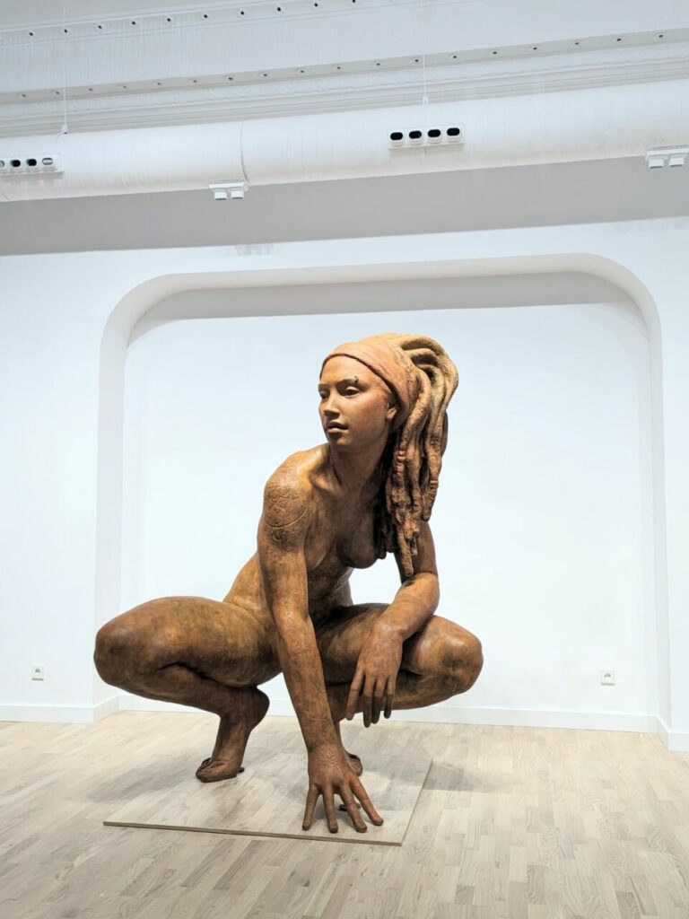 Coderch&Malavia – WalkingIn Beauty – Bronze – 216x175x136cm