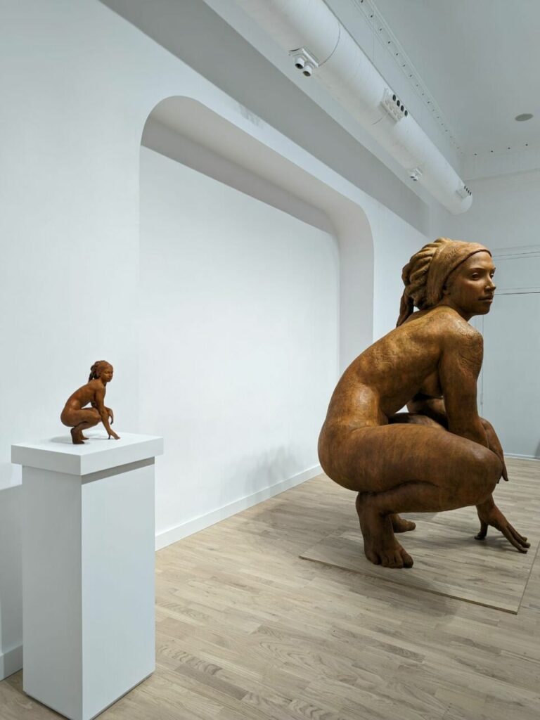 CODERCH&MALAVIA – Walking In Beauty – 32 x 26 x 22 cm