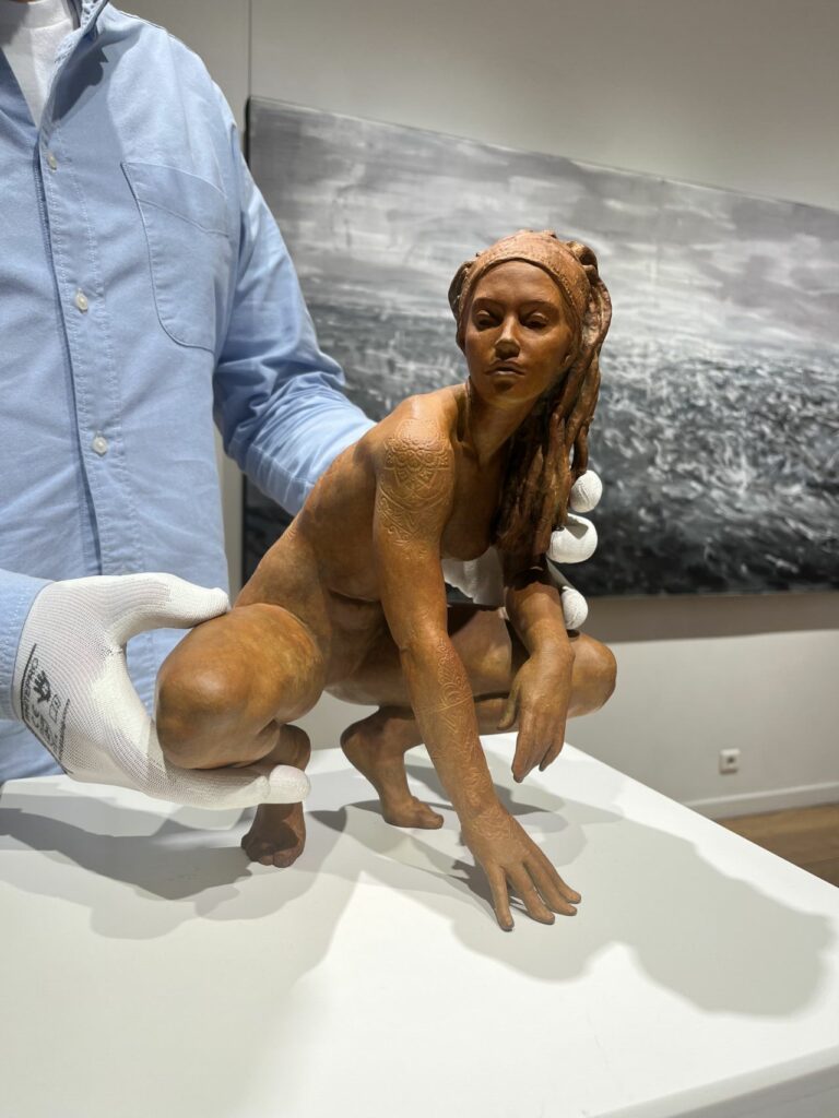 CODERCH&MALAVIA – Walking In Beauty – 32 x 26 x 22 cm