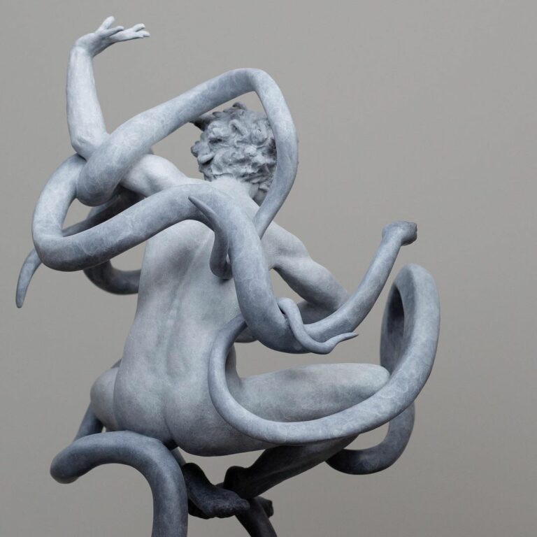 Coderch & Malavia – The Gaze of Medusa – 55.5 x 37 x 40 cm