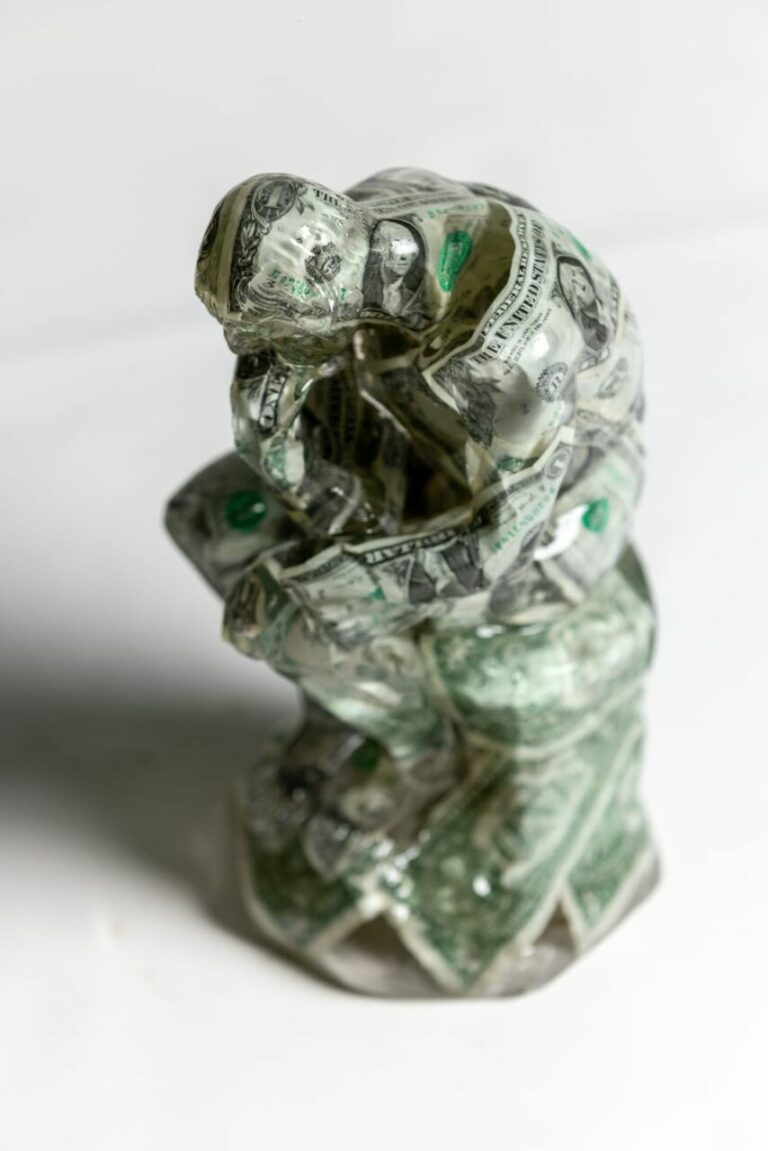 ALBEN Le Penseur, D’après Rodin Résine Et Billets De 1$ 37 X 16 X 16 Cm 5