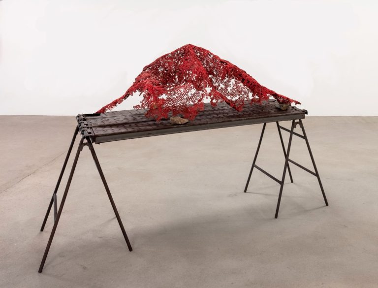 MARTI MORENO Paisaje Cuántico 178 X 240 X 100 Cm (2)