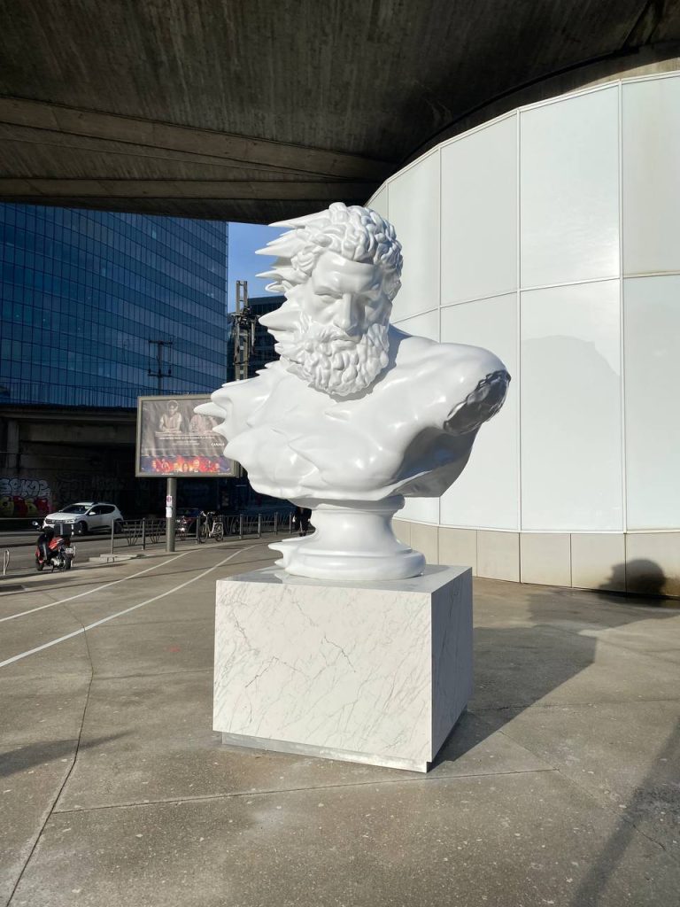 CAILLARD Hercules Wind Monumental Paris La Défense (2)